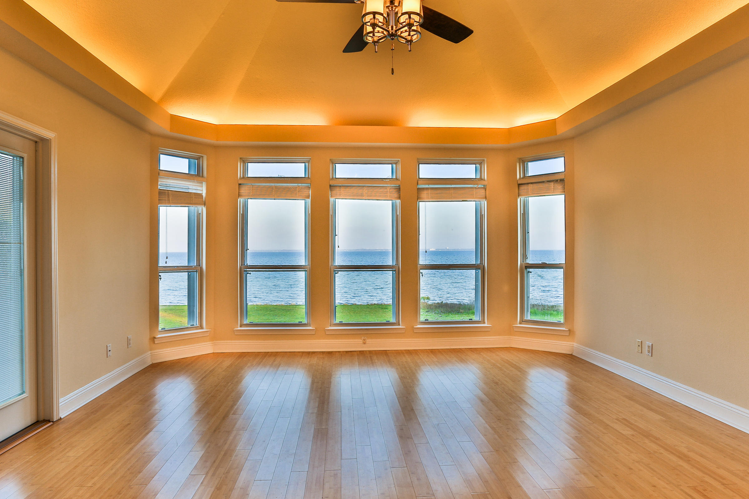 BLUFFS AT SHALIMAR POINTE - Residential