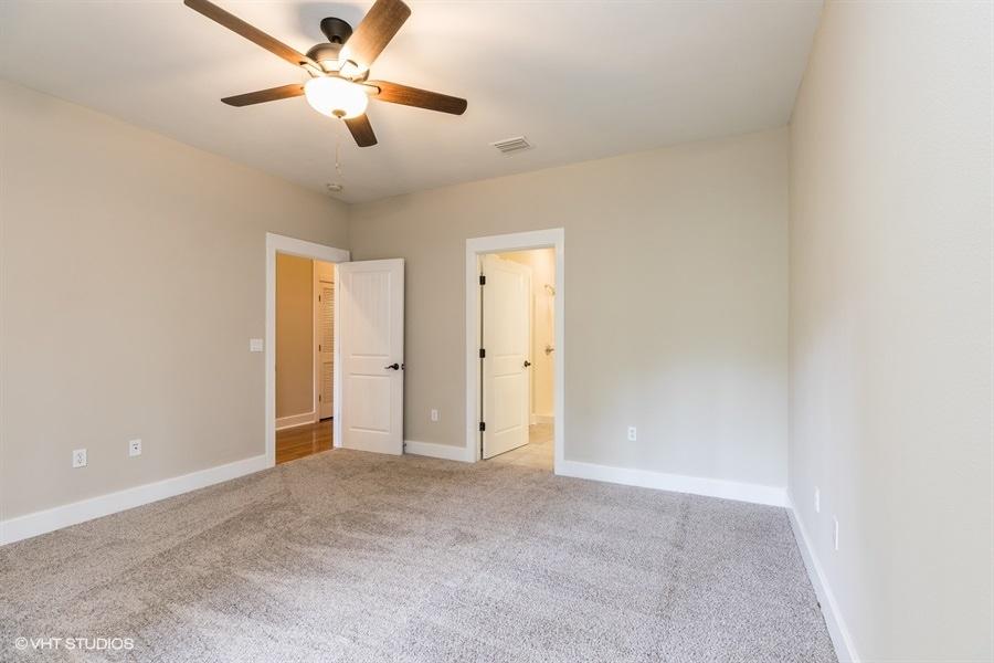 TOWN OF SANTA ROSA - Residential