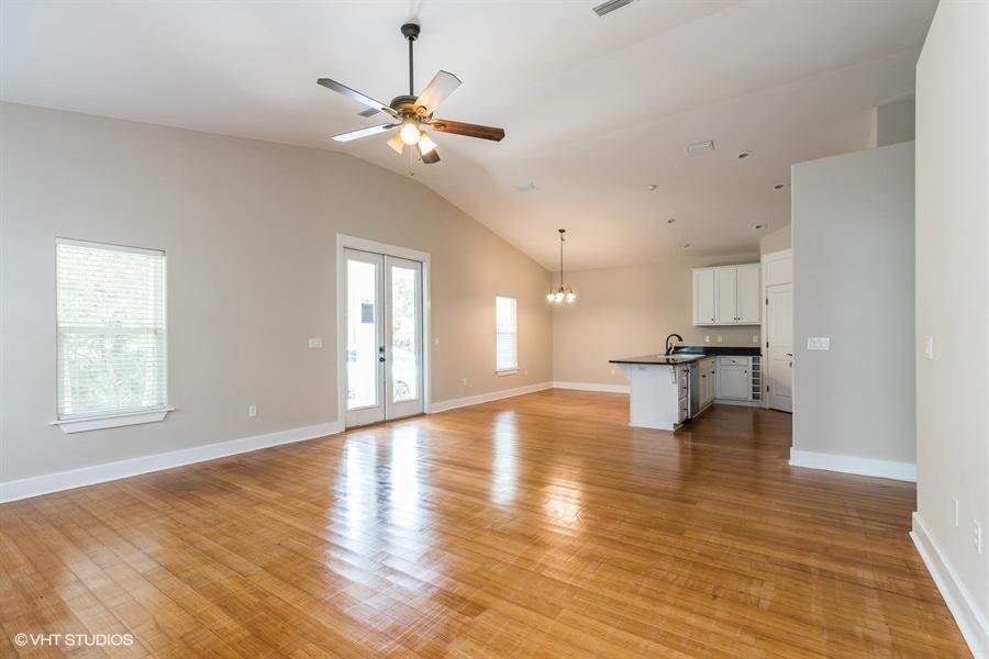 TOWN OF SANTA ROSA - Residential