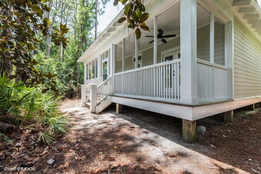 TOWN OF SANTA ROSA - Residential