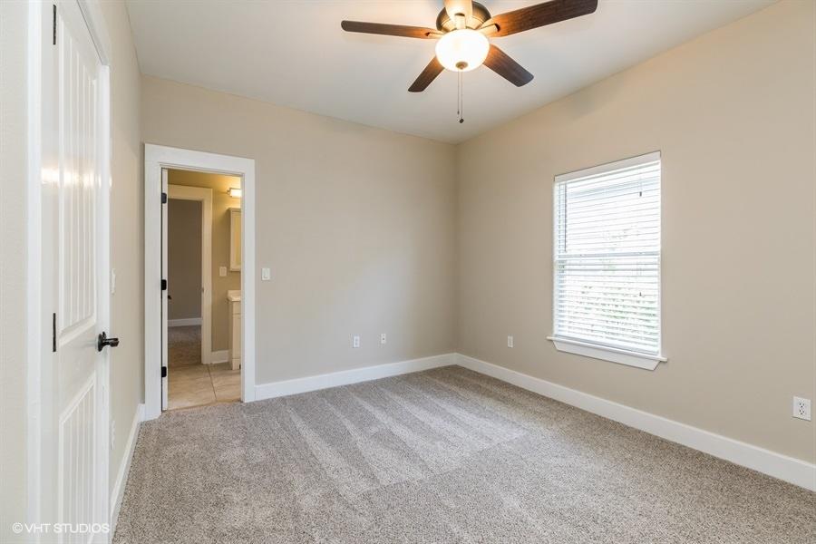 TOWN OF SANTA ROSA - Residential