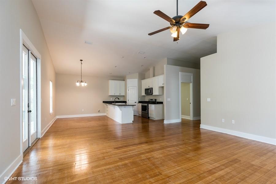 TOWN OF SANTA ROSA - Residential