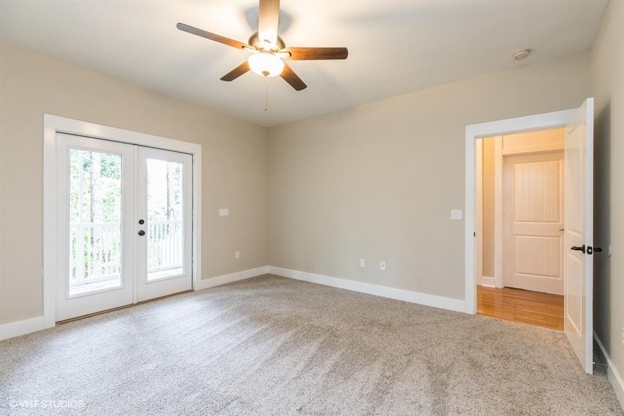 TOWN OF SANTA ROSA - Residential