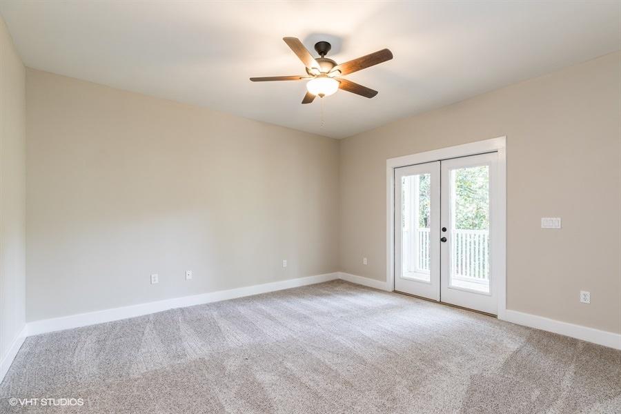 TOWN OF SANTA ROSA - Residential