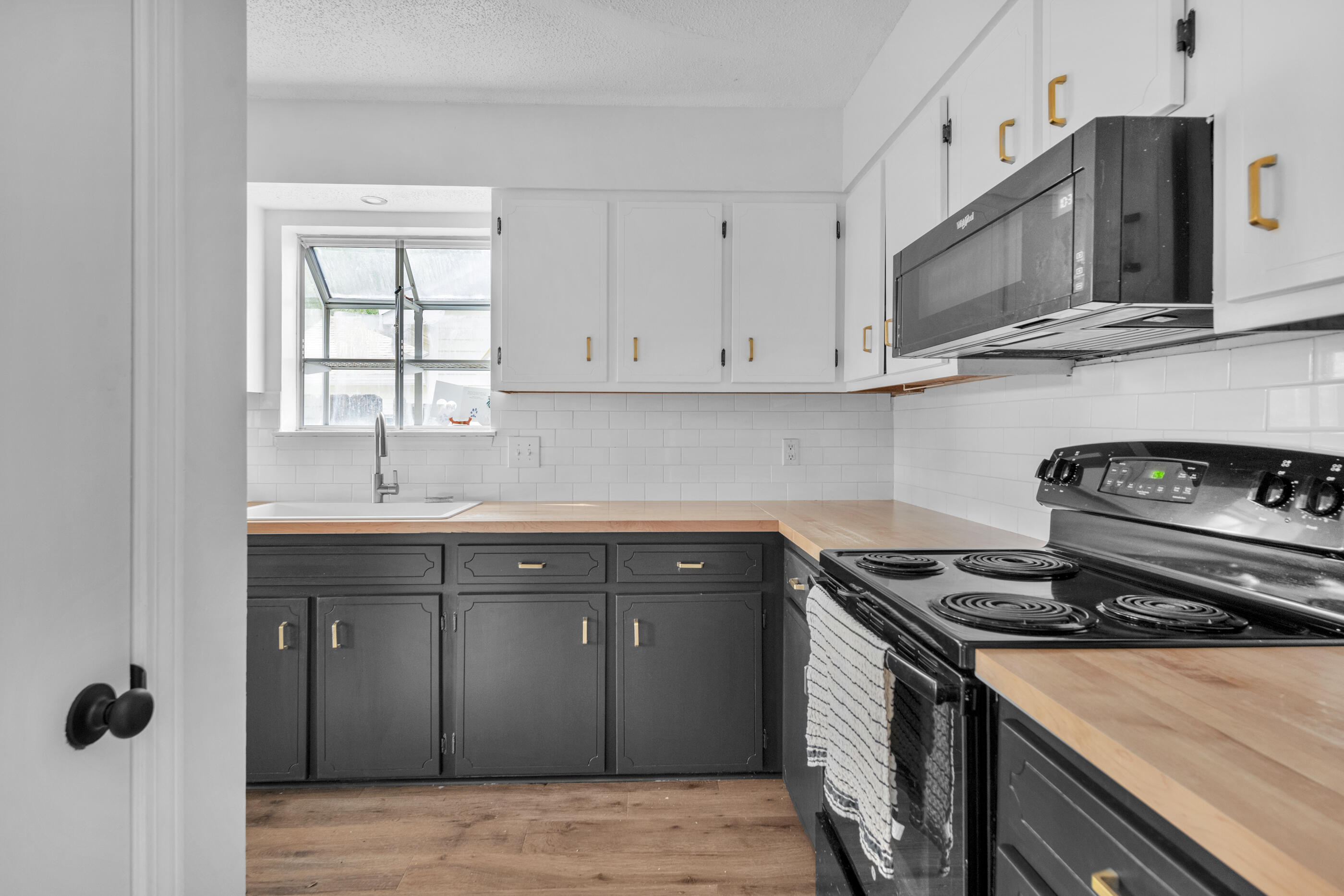 BLUE PINE VILLAGE PH 1 - Residential