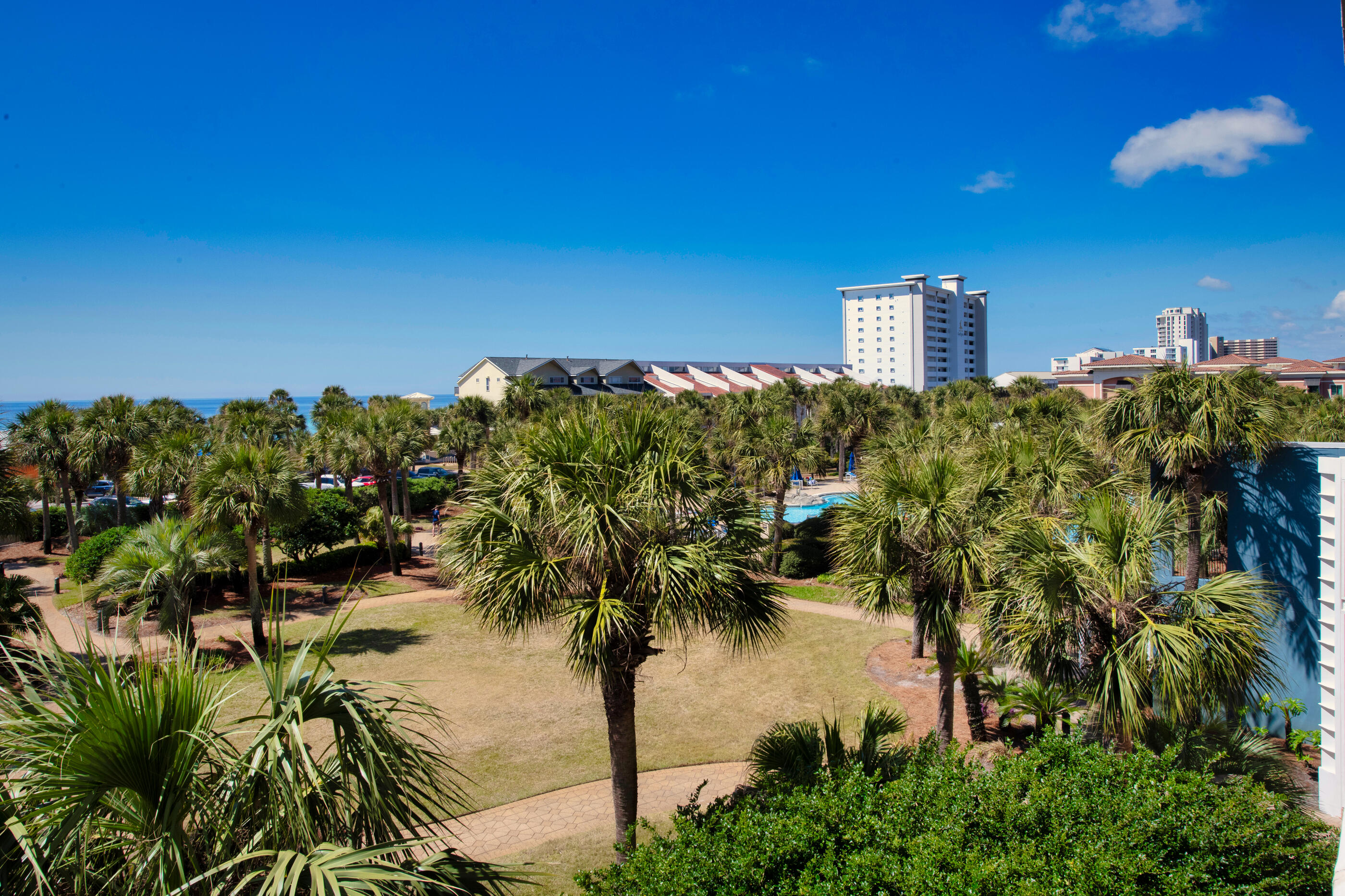 STERLING SHORES - Residential
