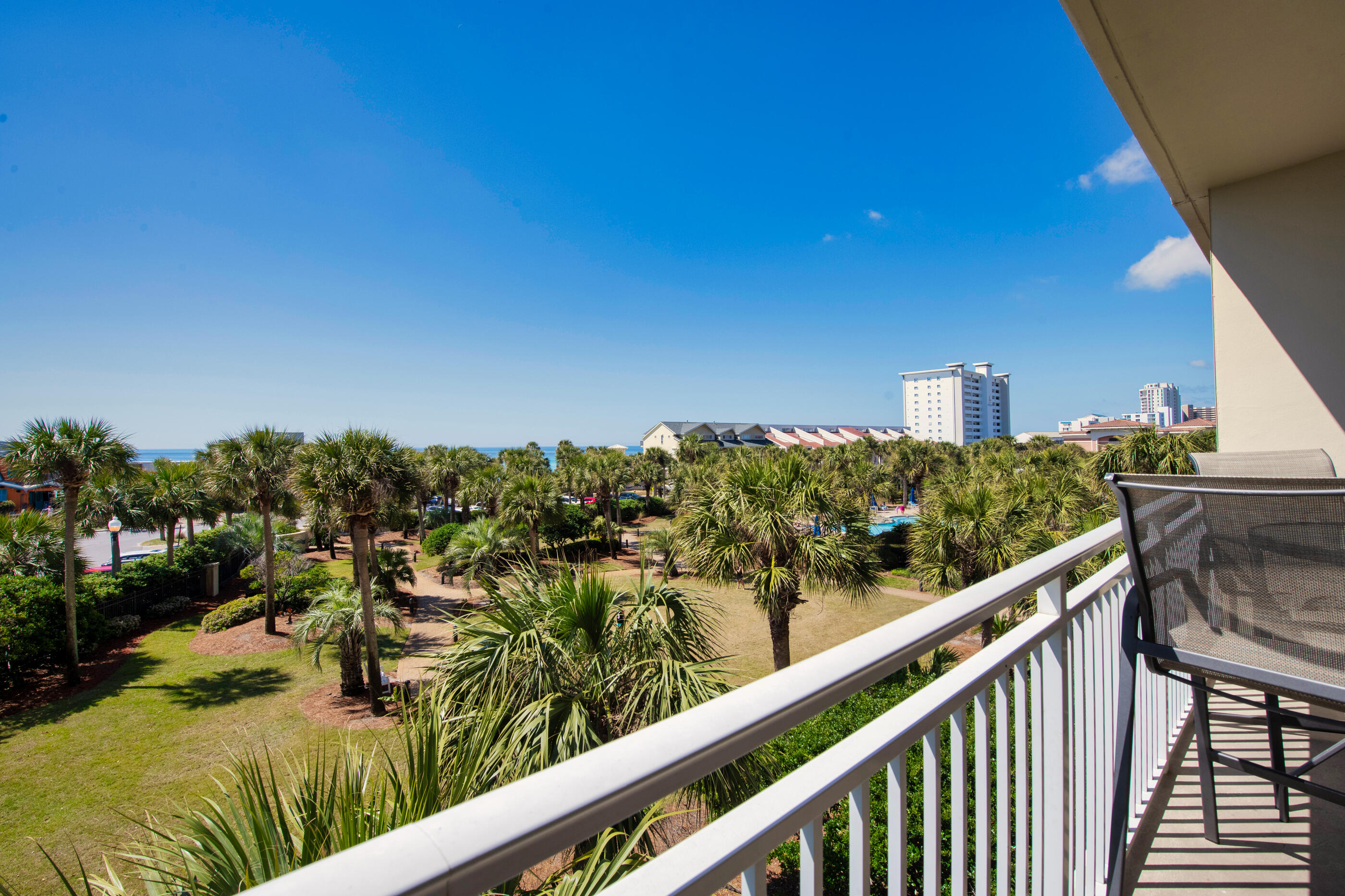 STERLING SHORES - Residential
