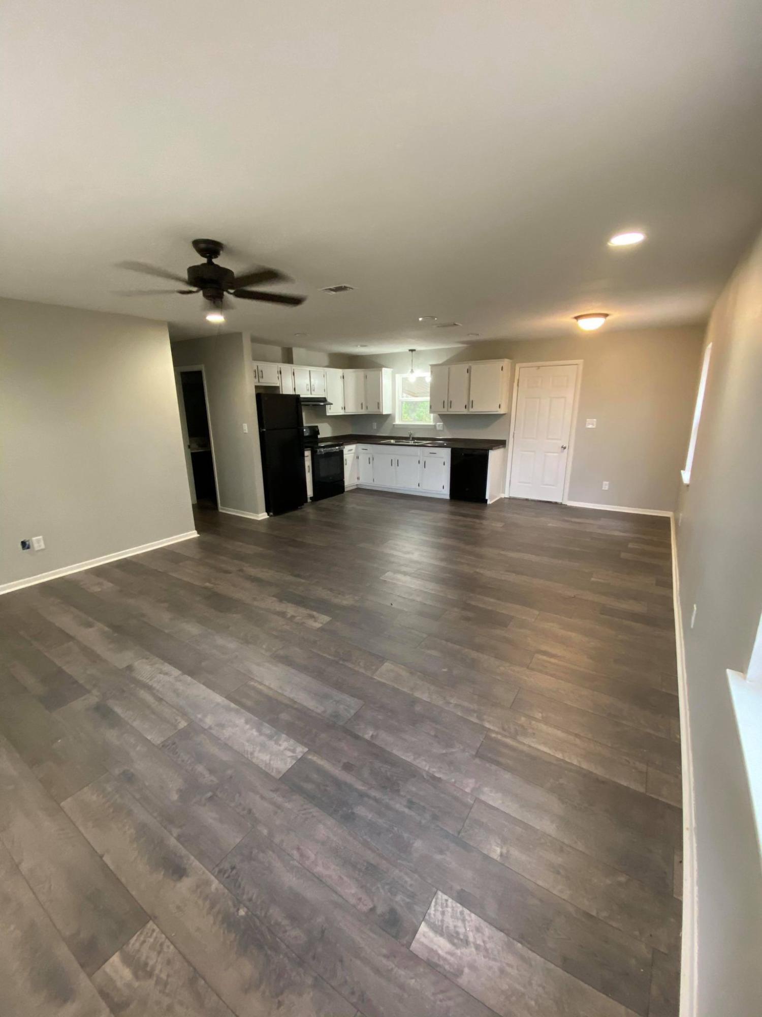 NORTH SUPERGROUP (221000.00) - Residential