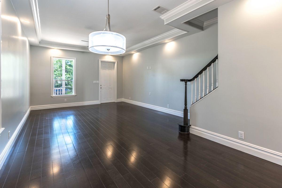 Dune Top Manor - Residential