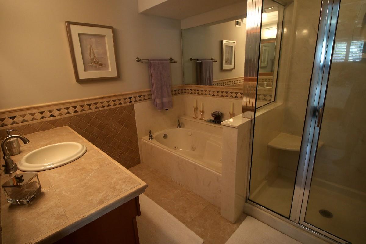 JONITA ESTATES - Residential