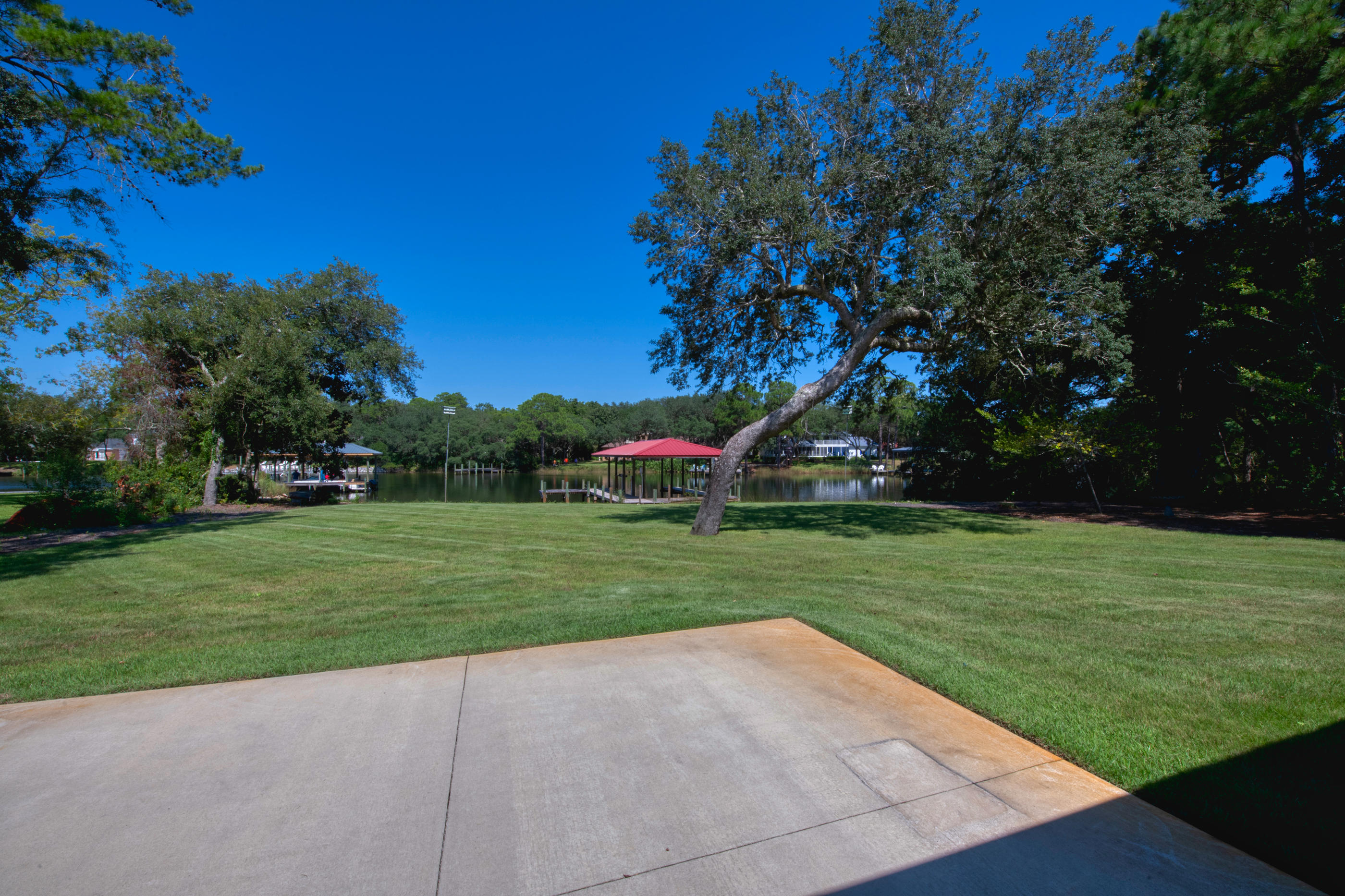 DANA POINTE - Residential