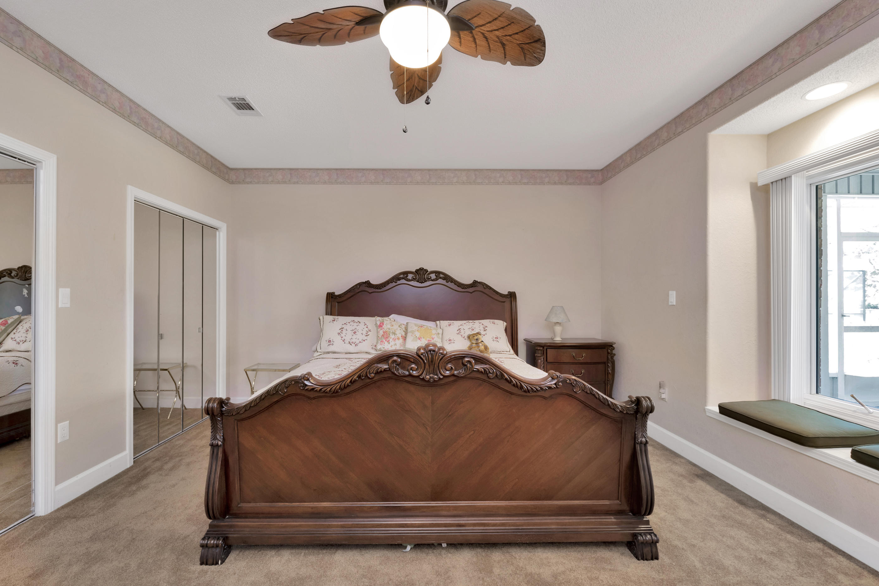 DANA POINTE - Residential