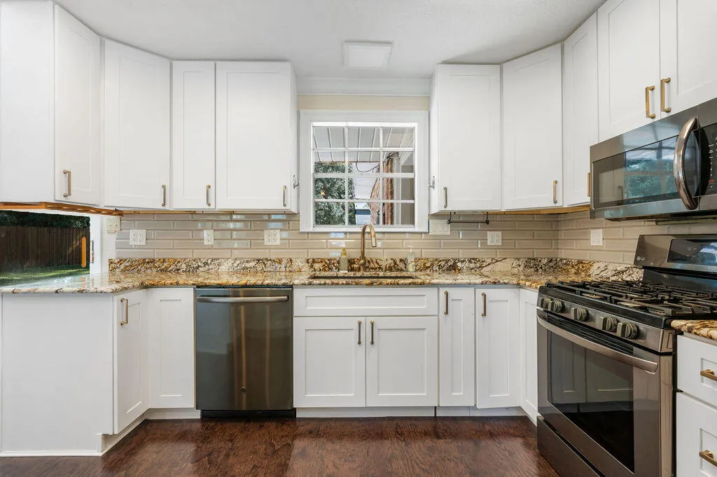 Niceville, Florida 32578, United States, 3 Bedrooms Bedrooms, ,2 BathroomsBathrooms,Residential,Pending,90951