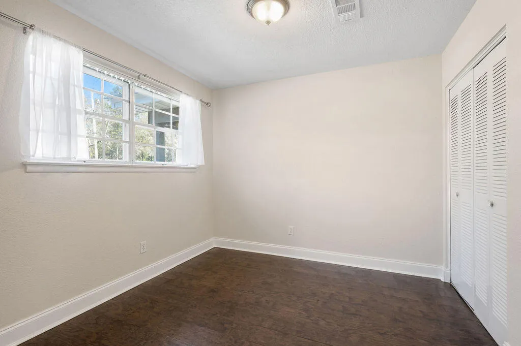 Niceville, Florida 32578, United States, 3 Bedrooms Bedrooms, ,2 BathroomsBathrooms,Residential,Pending,90951