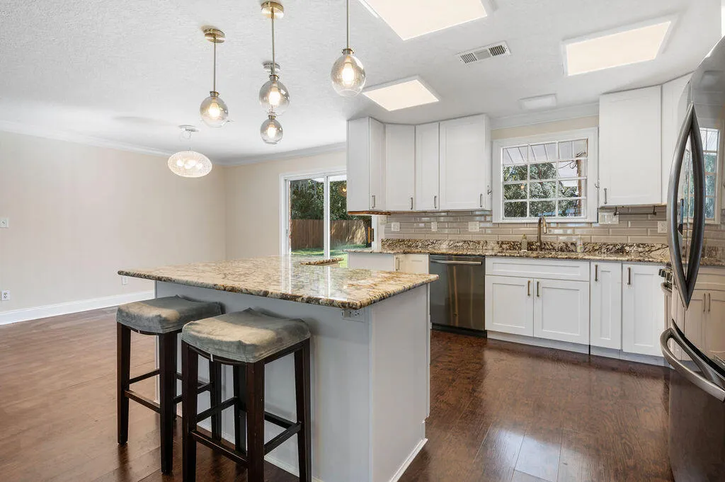 Niceville, Florida 32578, United States, 3 Bedrooms Bedrooms, ,2 BathroomsBathrooms,Residential,Pending,90951