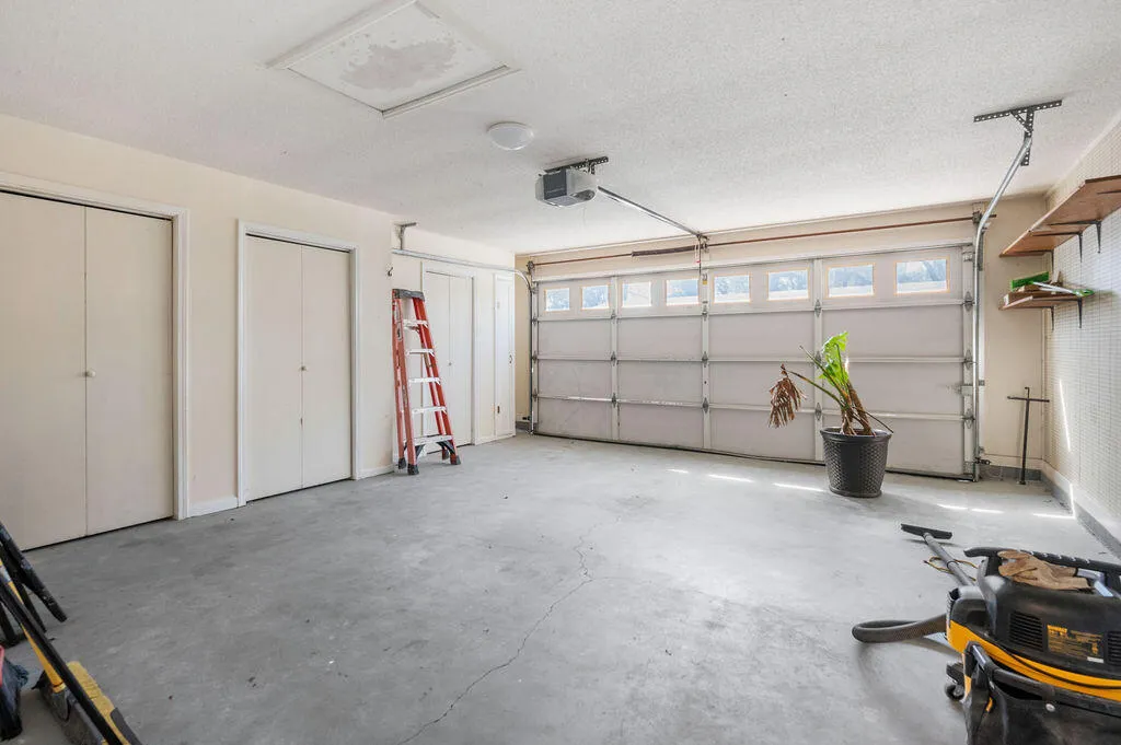 Niceville, Florida 32578, United States, 3 Bedrooms Bedrooms, ,2 BathroomsBathrooms,Residential,Pending,90951