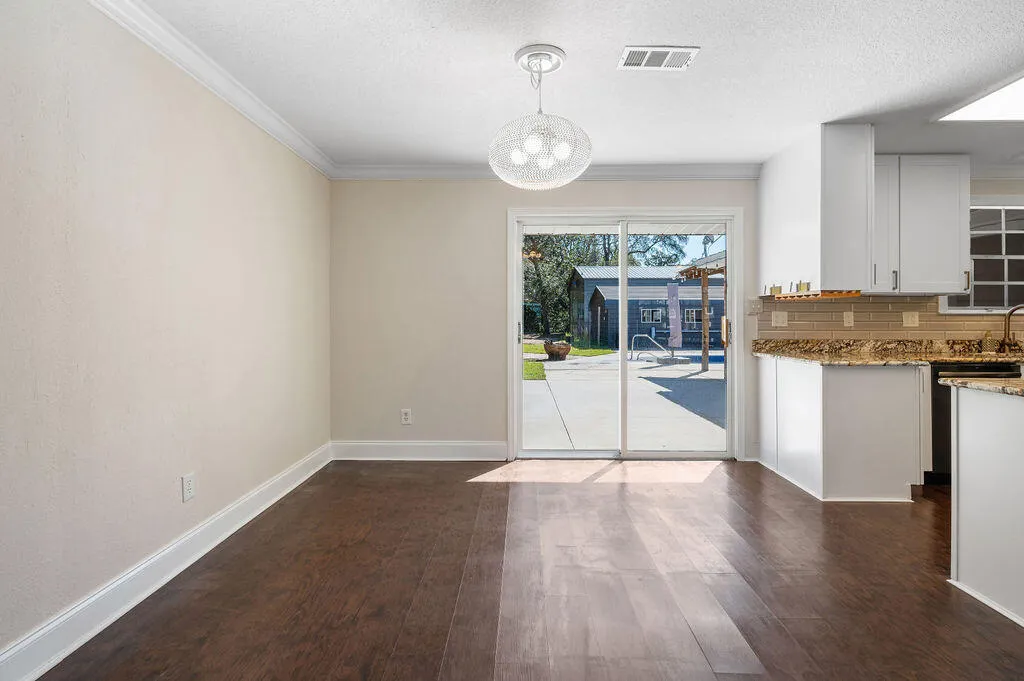 Niceville, Florida 32578, United States, 3 Bedrooms Bedrooms, ,2 BathroomsBathrooms,Residential,Pending,90951