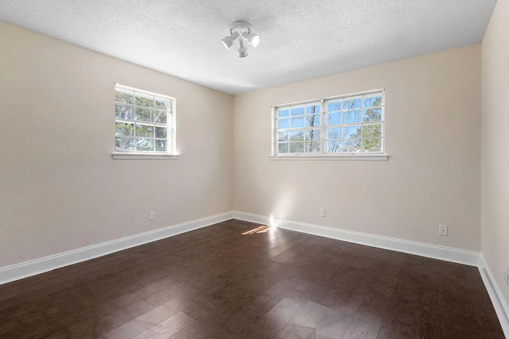 Niceville, Florida 32578, United States, 3 Bedrooms Bedrooms, ,2 BathroomsBathrooms,Residential,Pending,90951