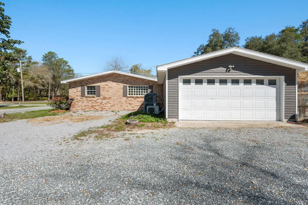 Niceville, Florida 32578, United States, 3 Bedrooms Bedrooms, ,2 BathroomsBathrooms,Residential,Pending,90951