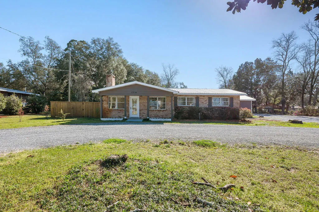 Niceville, Florida 32578, United States, 3 Bedrooms Bedrooms, ,2 BathroomsBathrooms,Residential,Pending,90951