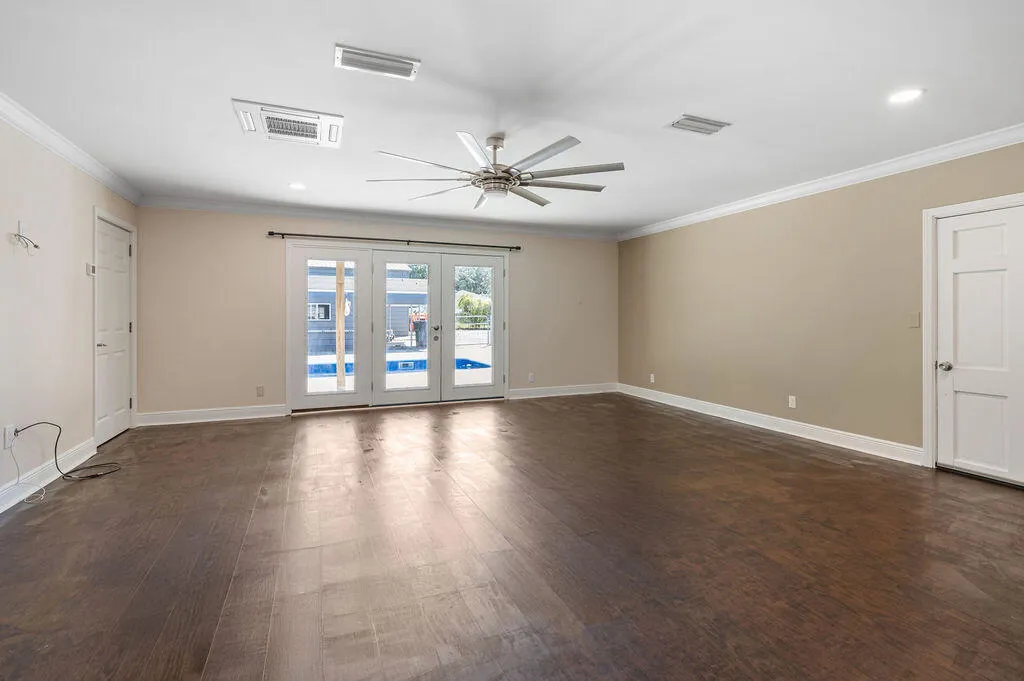 Niceville, Florida 32578, United States, 3 Bedrooms Bedrooms, ,2 BathroomsBathrooms,Residential,Pending,90951