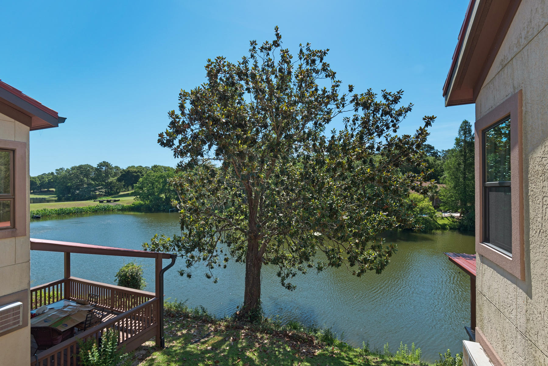 LAKE WAY VILLAS 1 - Residential