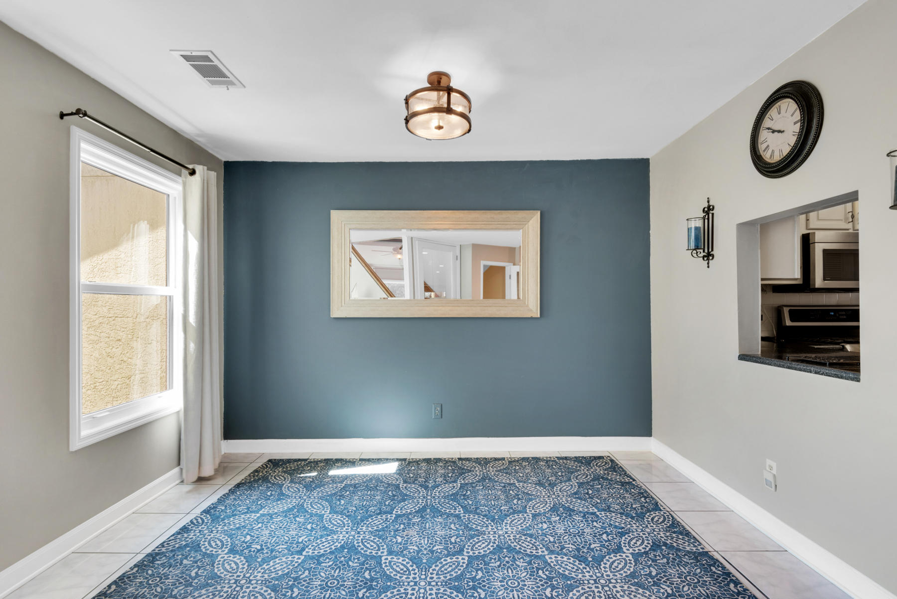 LAKE WAY VILLAS 1 - Residential