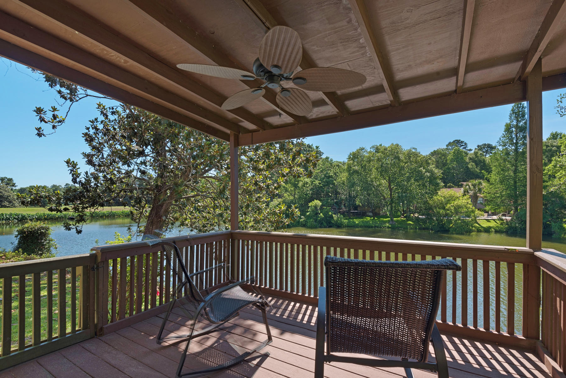 LAKE WAY VILLAS 1 - Residential