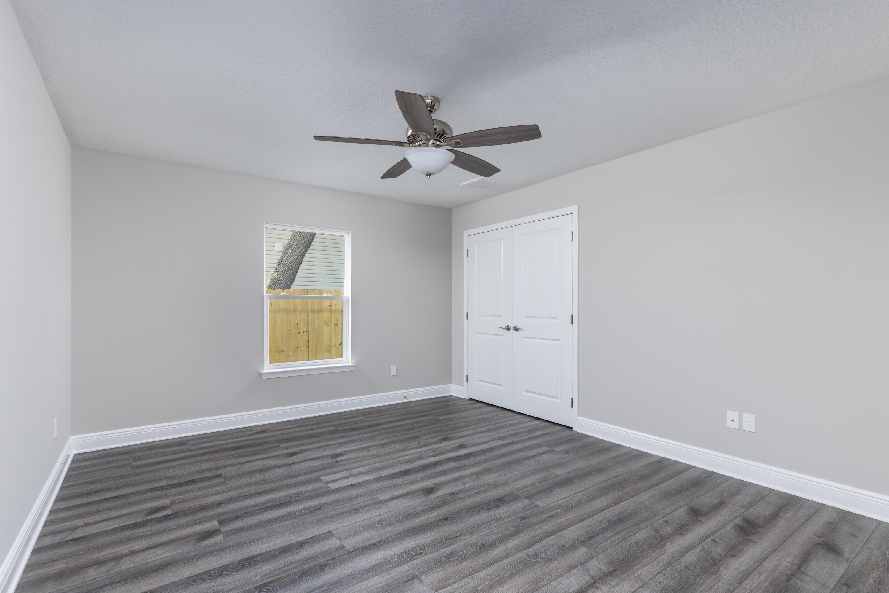 MH S RNG 23 & 24 (222000.20) - Residential