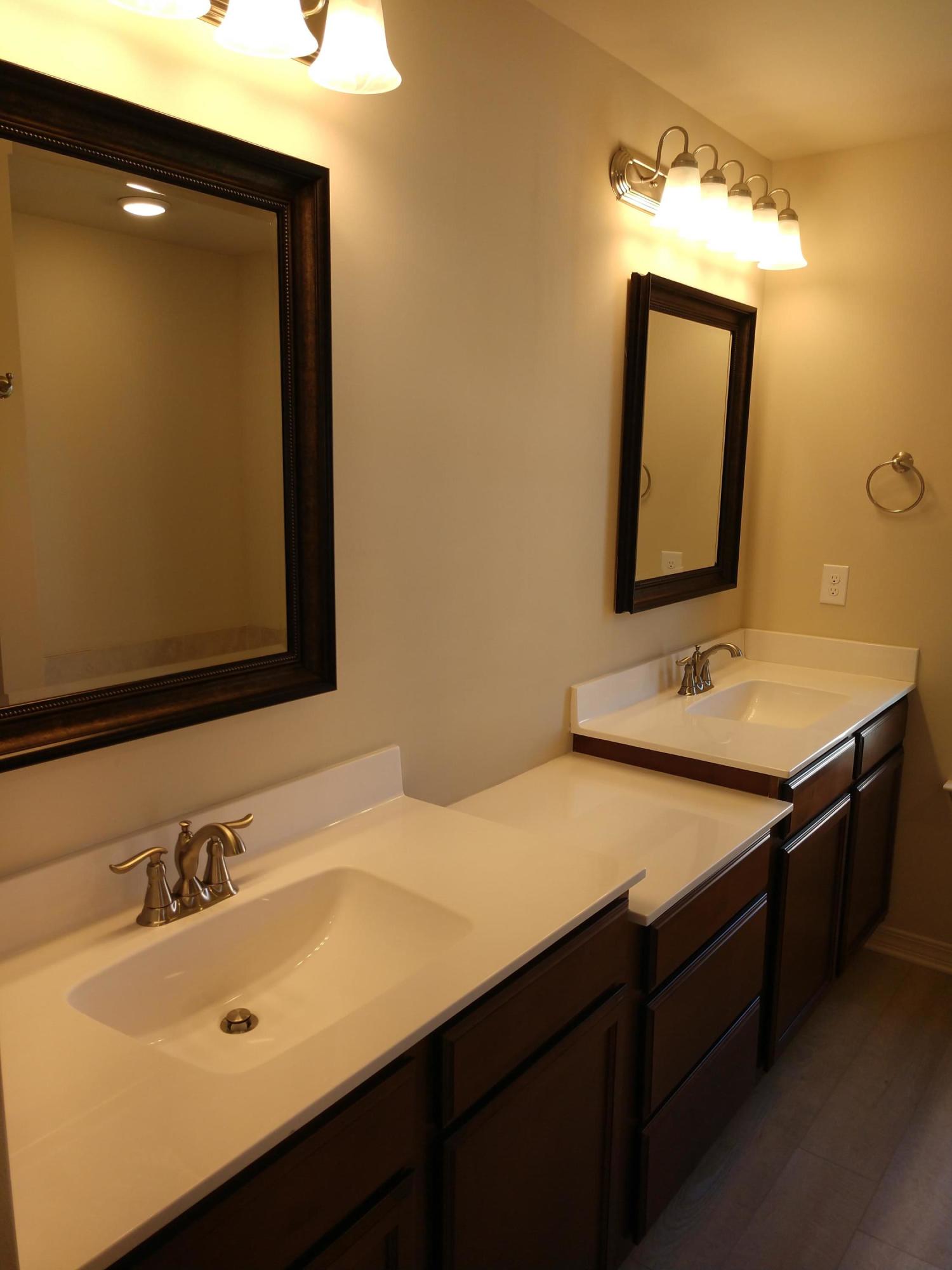 THE COTTAGES AT SANDY RIDGE - Residential