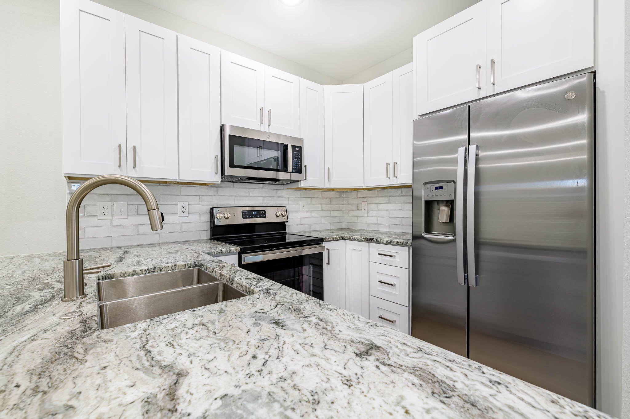 CLEARING ON KELLY MILL ROAD ''The Clearing'' - Residential Lease