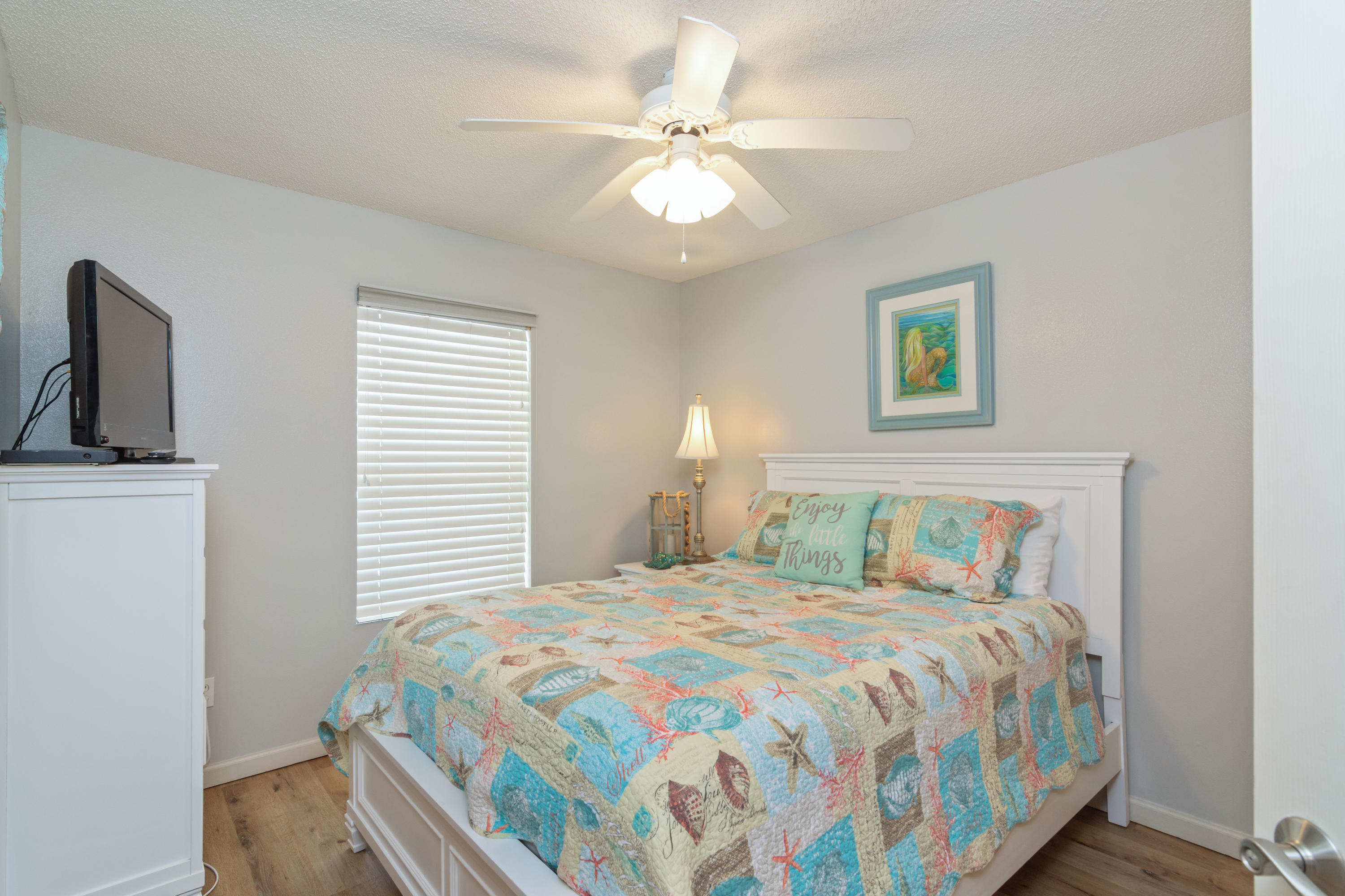 CIBONEY CONDO - Residential