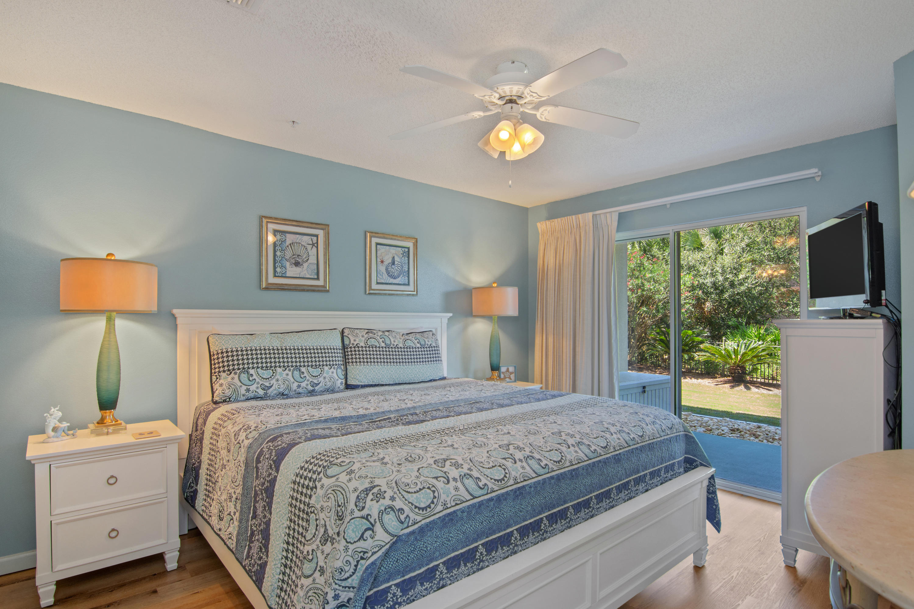 CIBONEY CONDO - Residential