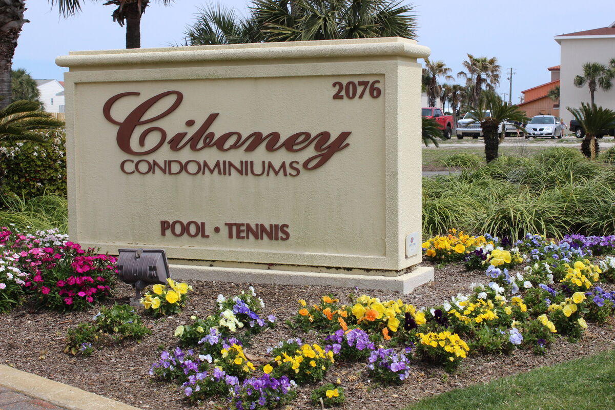 CIBONEY CONDO - Residential