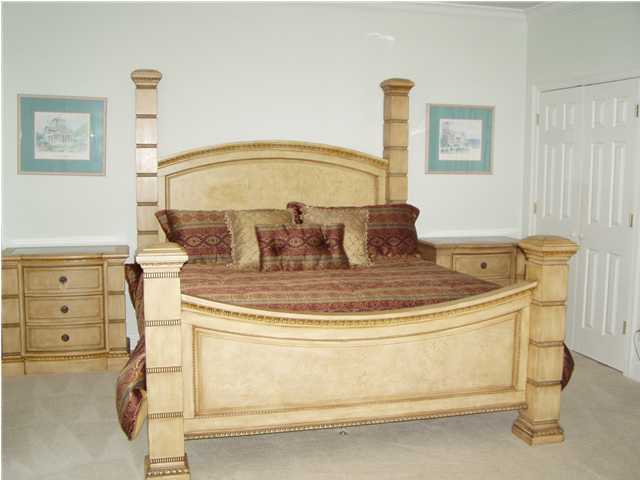 HOLIDAY ISLE - Residential