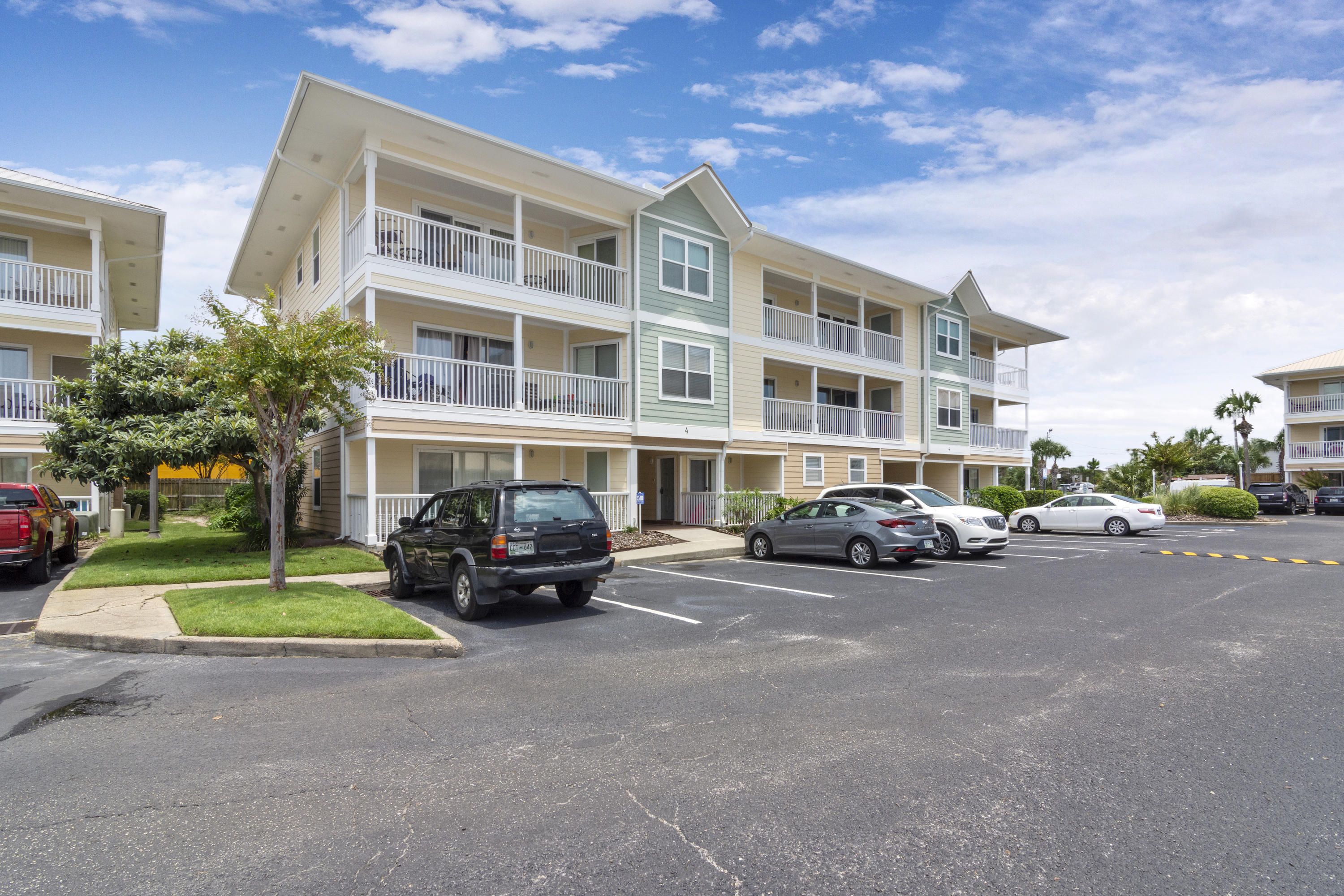 ST MARTIN BEACHWALK PH 3 - Residential