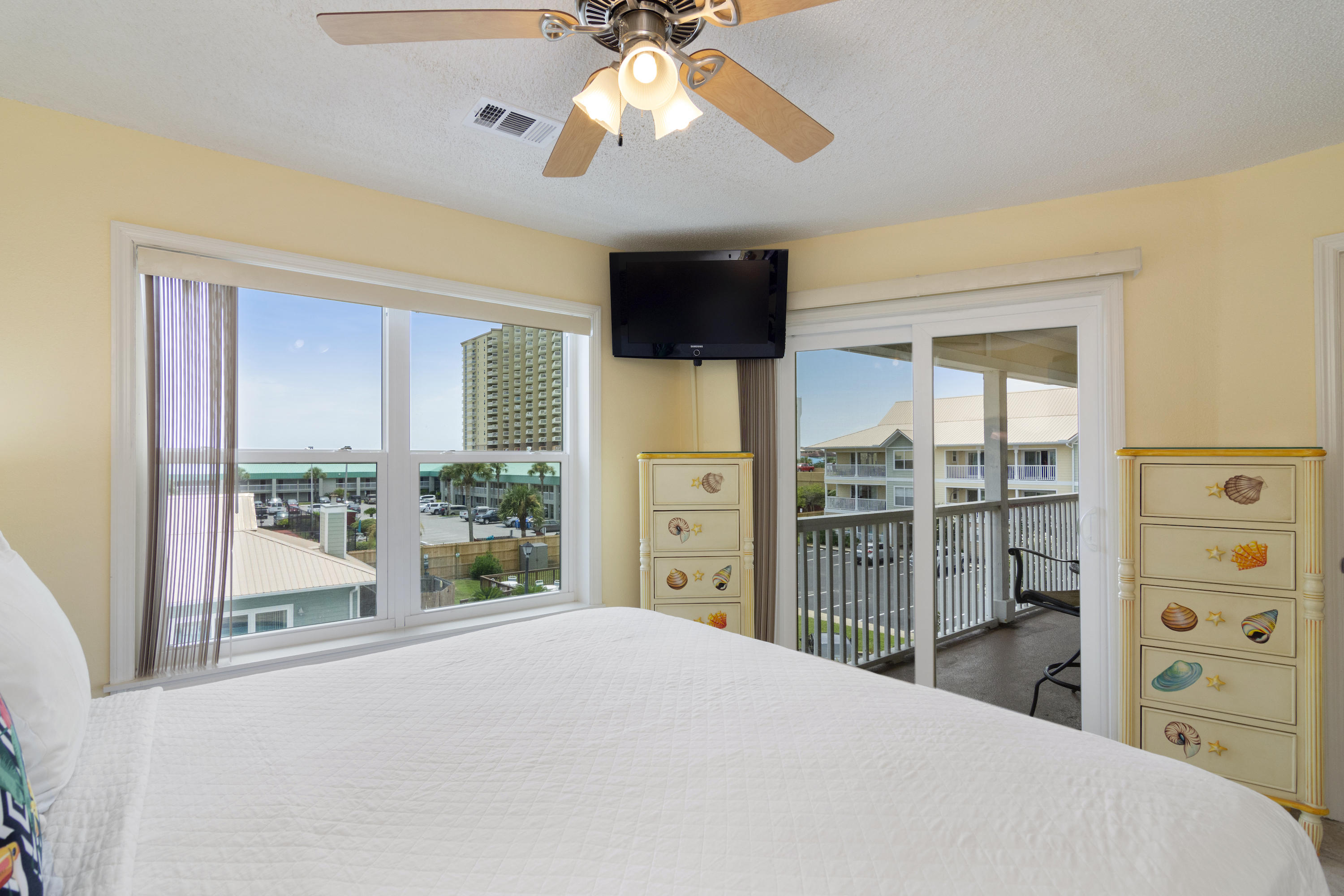 ST MARTIN BEACHWALK PH 3 - Residential