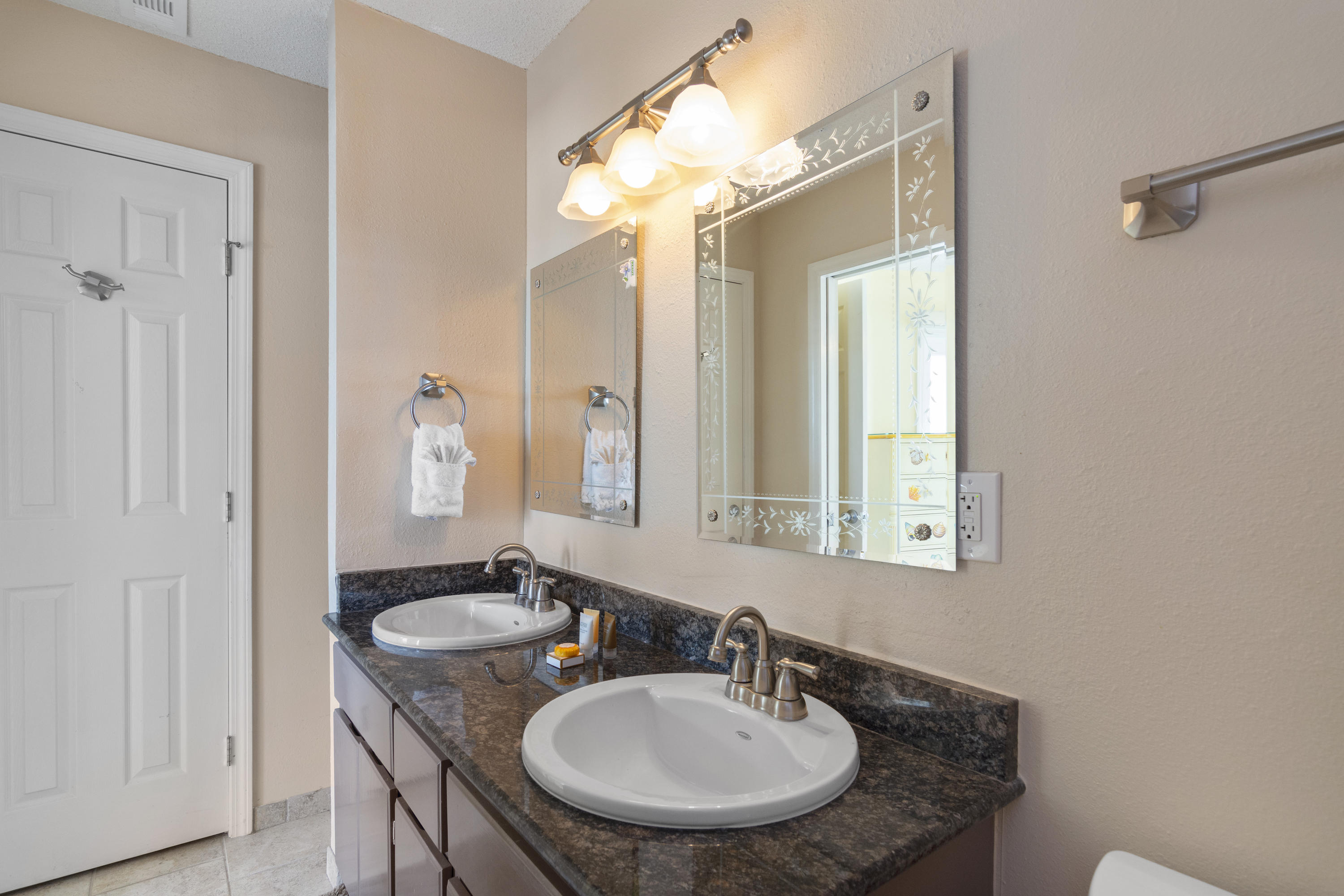 ST MARTIN BEACHWALK PH 3 - Residential