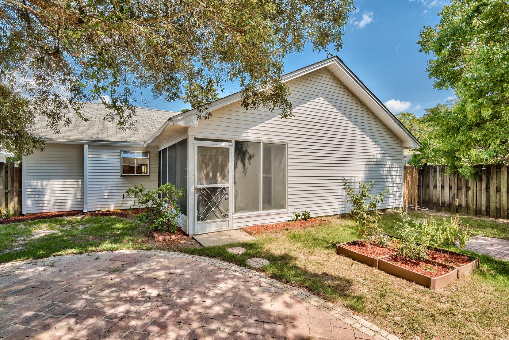 BLUE PINE VILLAGE PH 1 - Residential