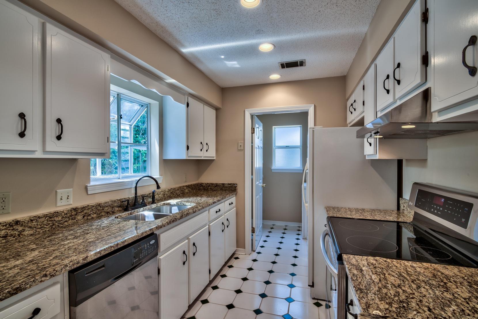 BLUE PINE VILLAGE PH 1 - Residential