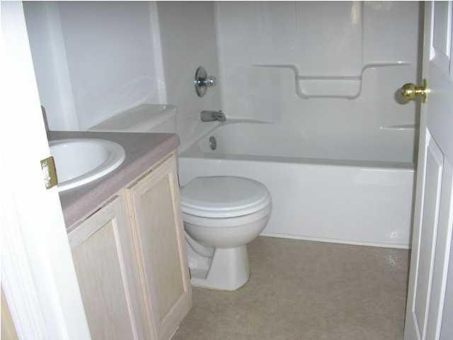 SUMMER HILLS - Residential Lease
