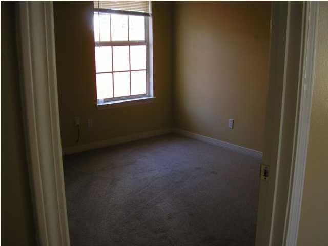 SUMMER HILLS - Residential Lease
