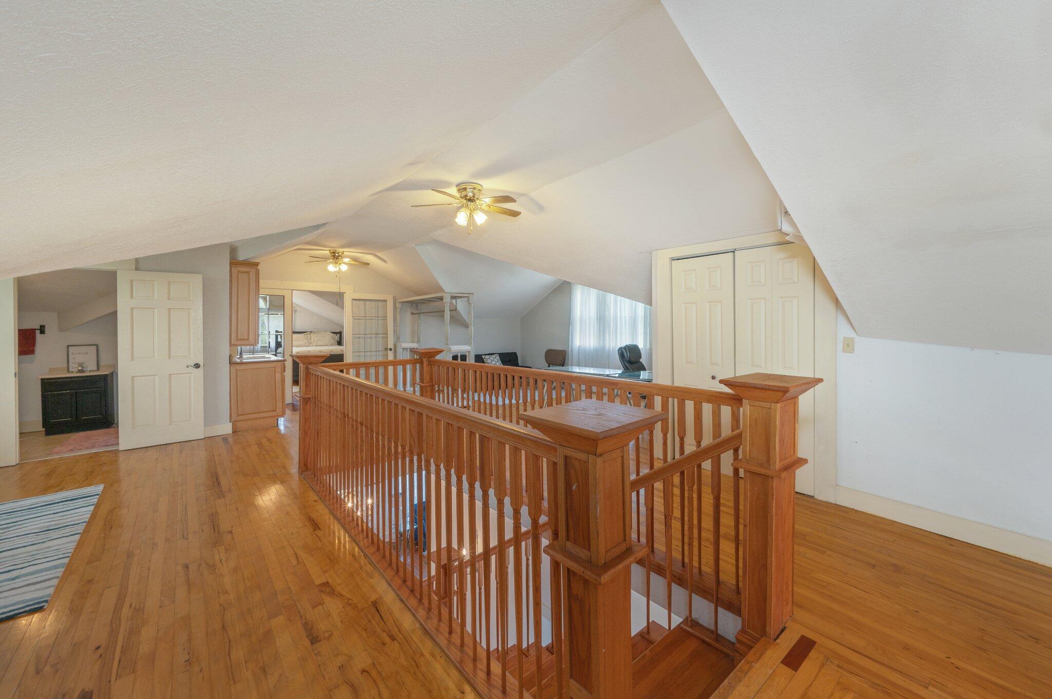 LOTS 17 & 18 BLK 18 HUGHES - Residential