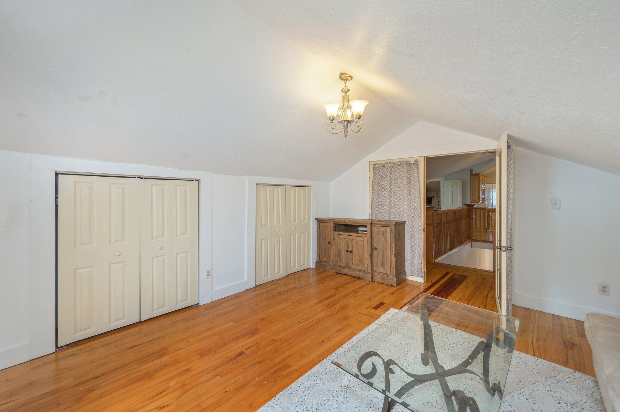 LOTS 17 & 18 BLK 18 HUGHES - Residential