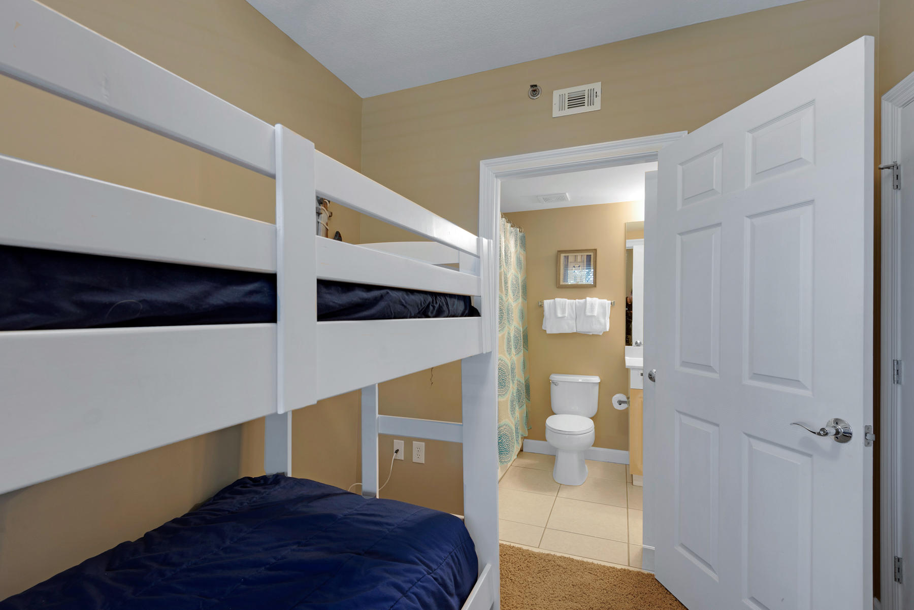 STERLING SHORES - Residential