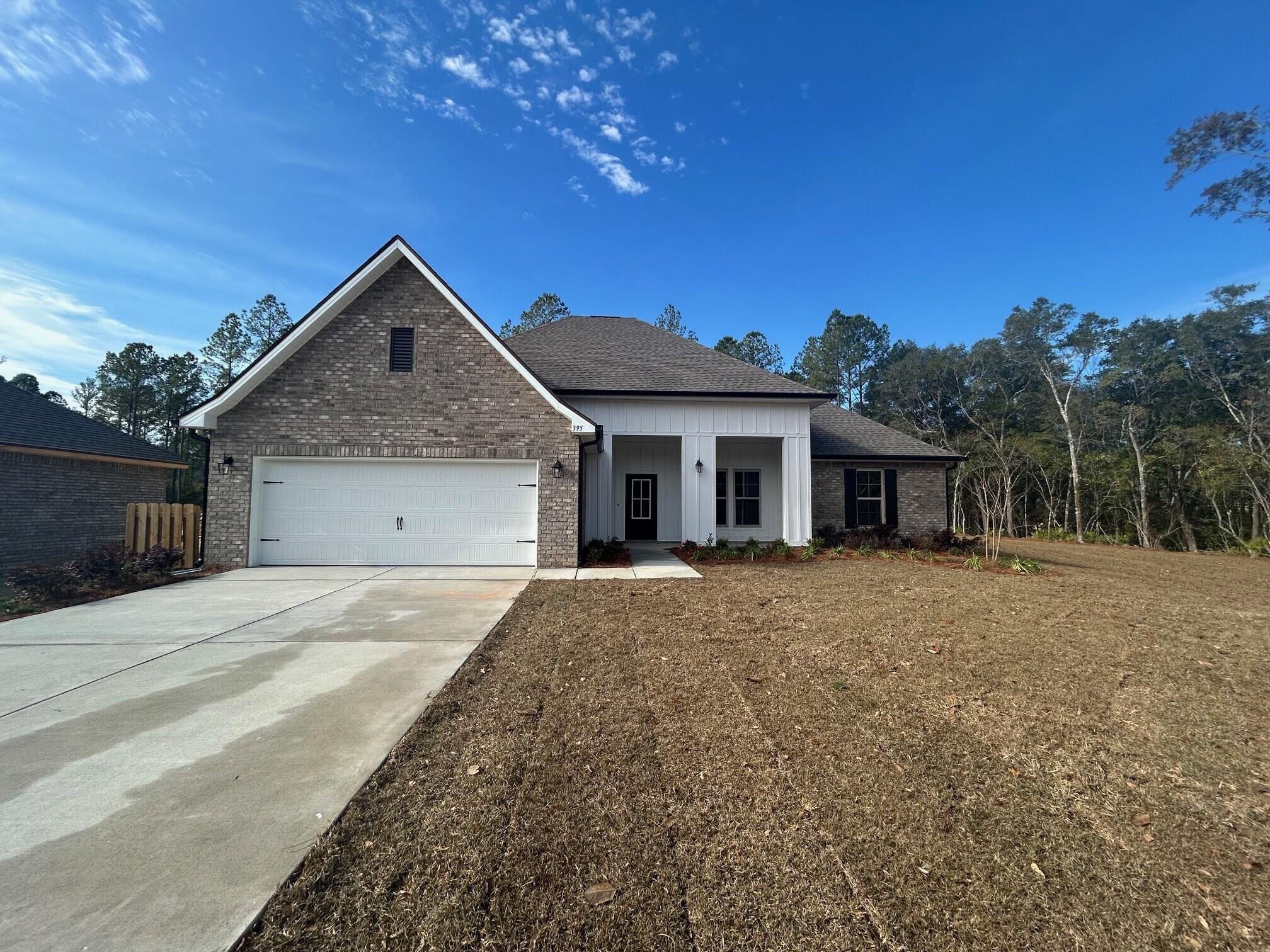 HAMMOCK BAY - LANTERNS - Residential