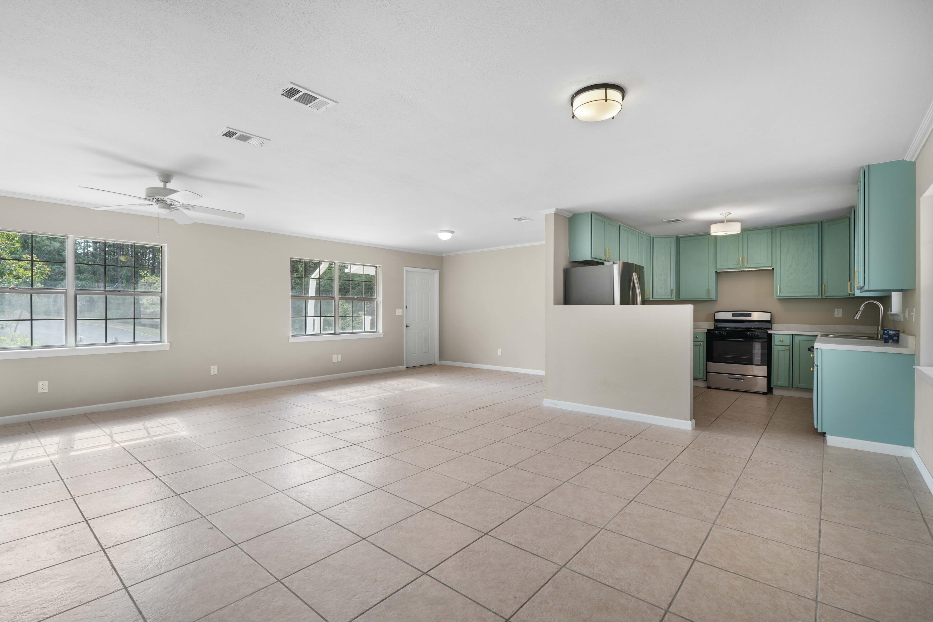 NO RECORDED SUBDIVISION - Residential Lease