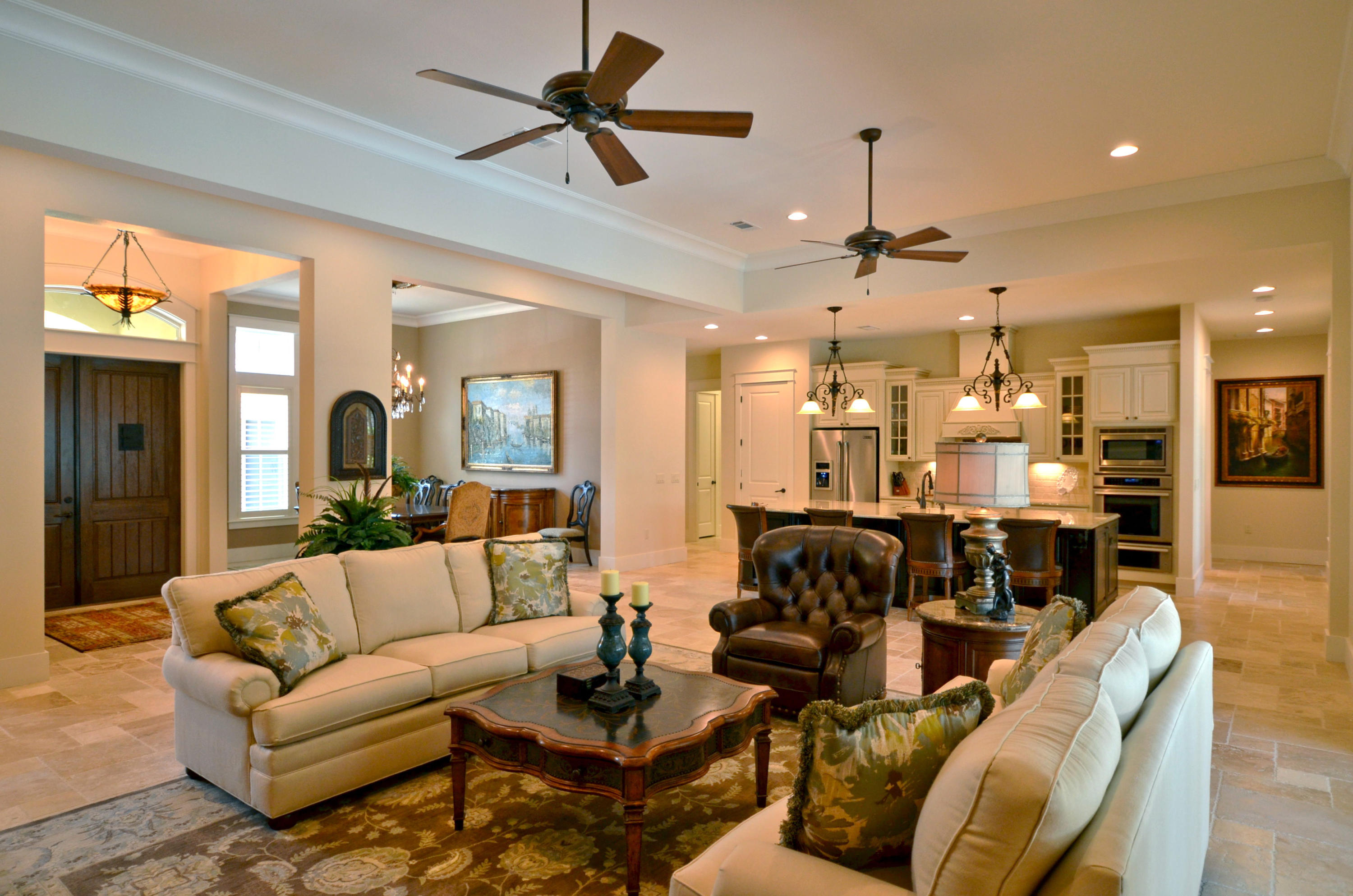 ISLAND GREEN - Residential