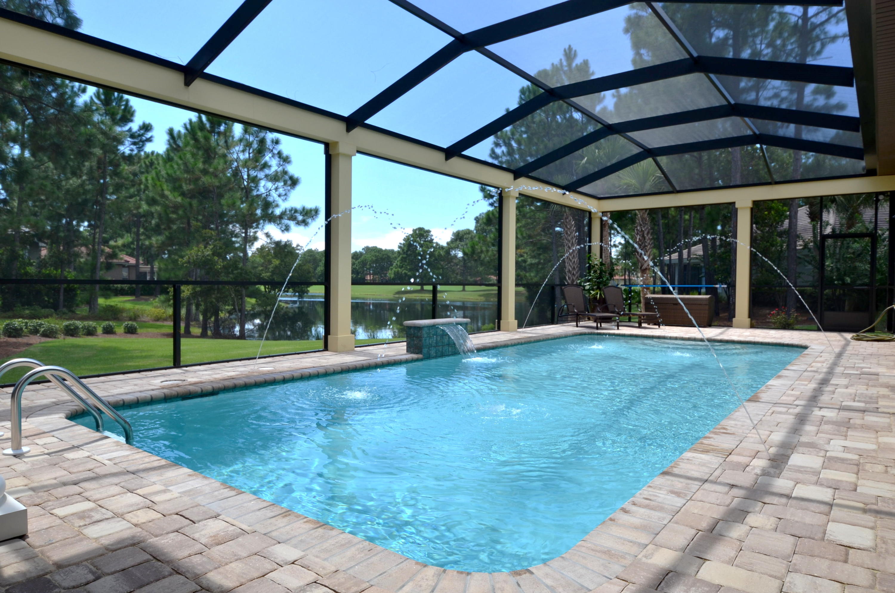 ISLAND GREEN - Residential