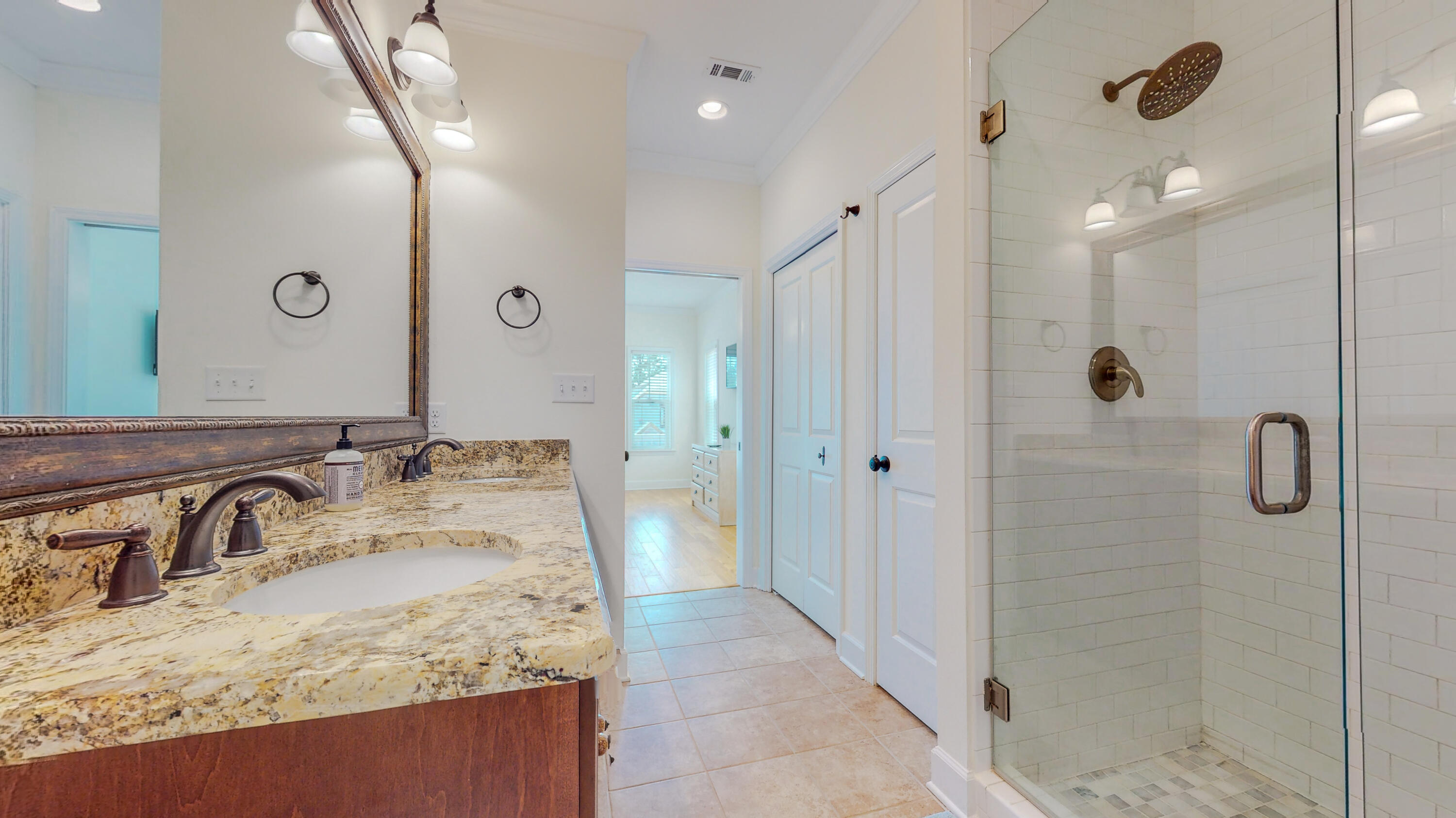 HIDDEN GROVE - Residential Lease